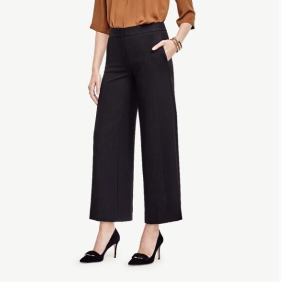 NWOT!! - ANN TAYLOR Factory, Black cropped wide legged pants - Picture 2 of 14